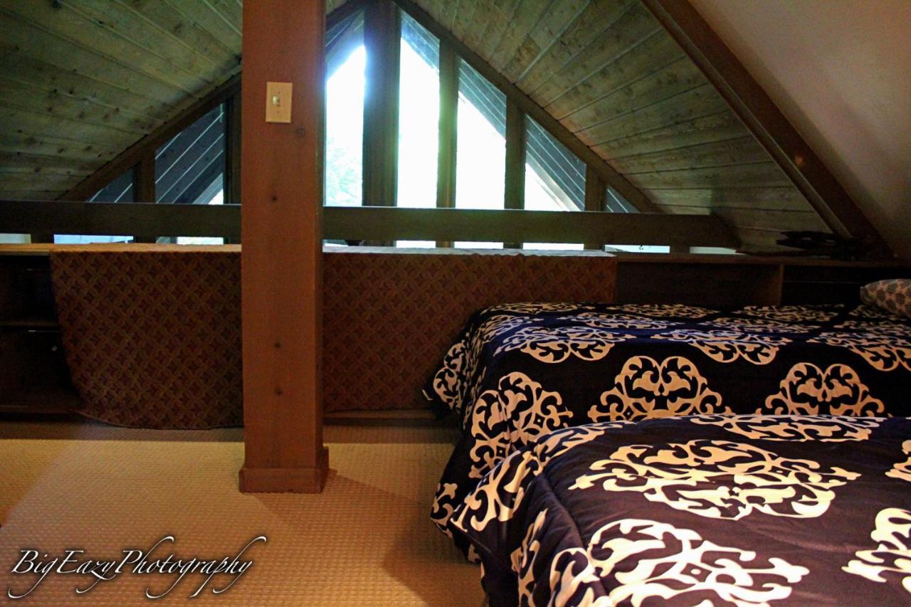 Folsom The River Chalet חדר תמונה